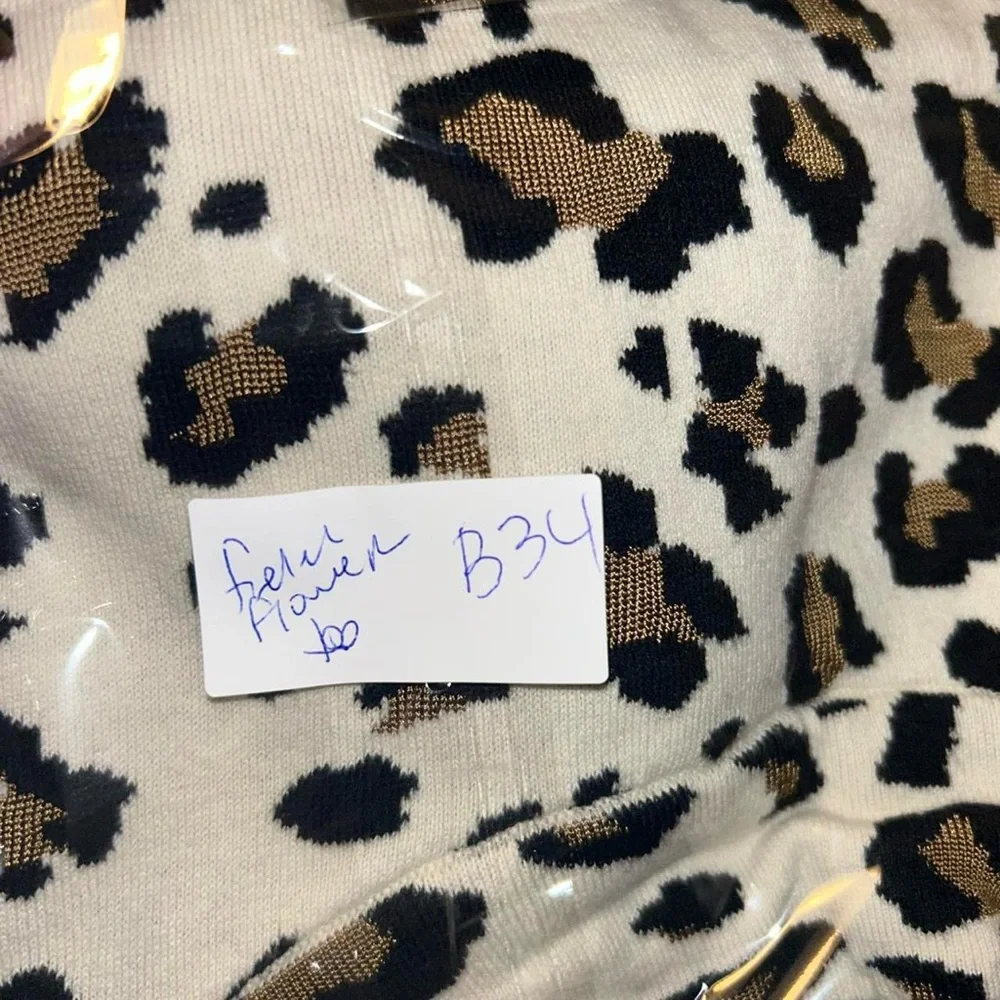 Anthropologie White and Brown Leopard Print Tee - Picture 7 of 7